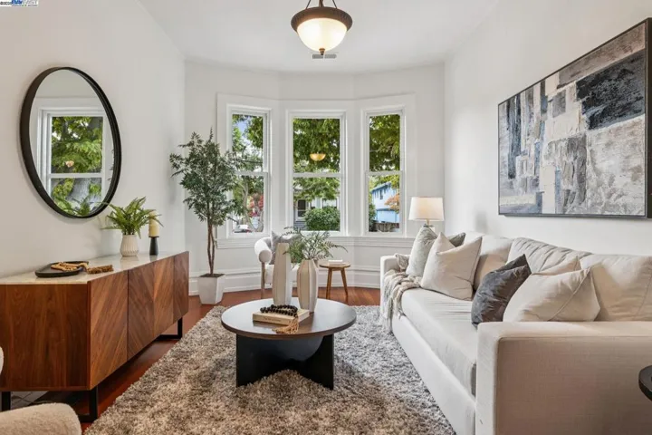 2151 Alameda Avenue, Alameda, California 94501