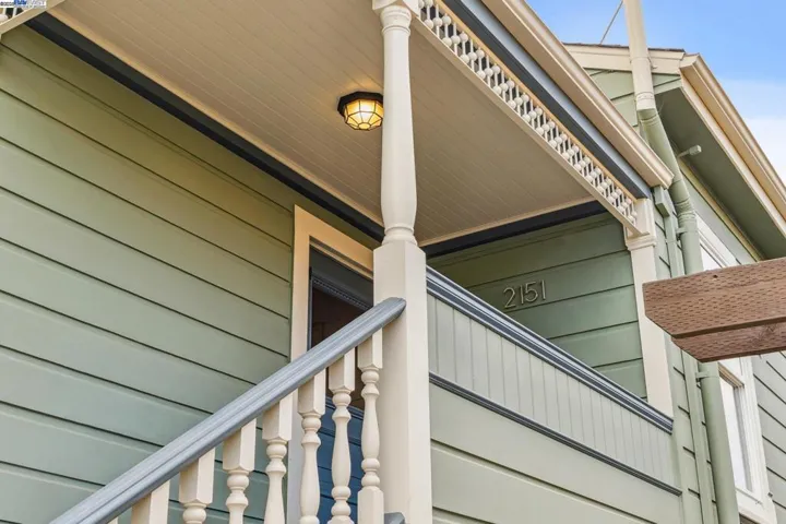 2151 Alameda Avenue, Alameda, California 94501