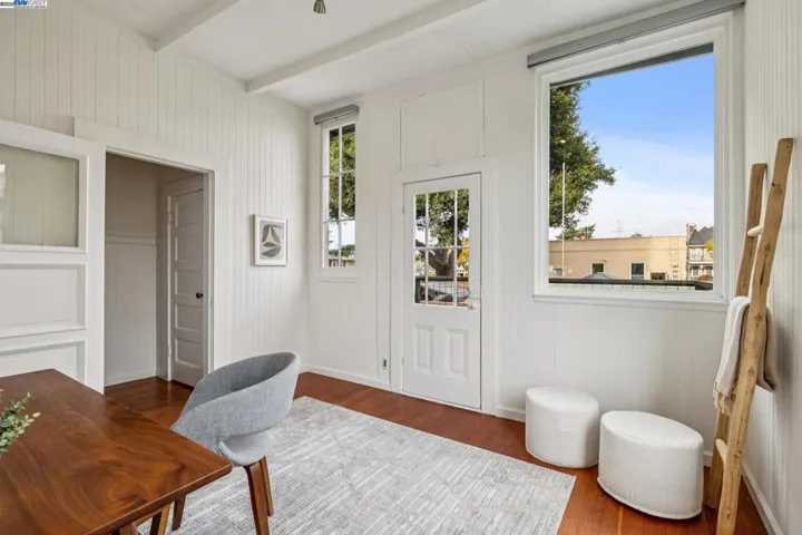 2151 Alameda Avenue, Alameda, California 94501