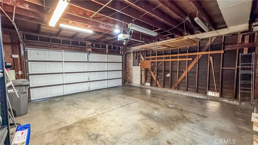2 Car Garage