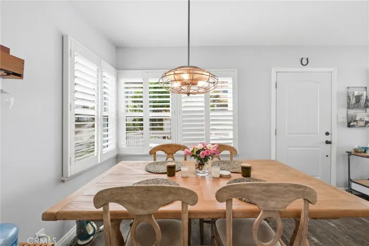 2076 Elanita, San Pedro, California 90732