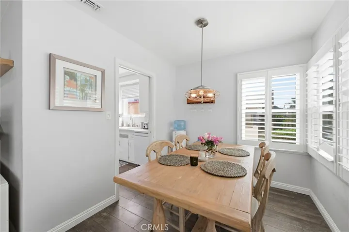 2076 Elanita, San Pedro, California 90732