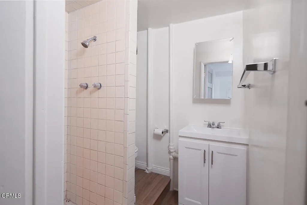 3933 Berenice Place, Los Angeles, California 90031 home-pic-18