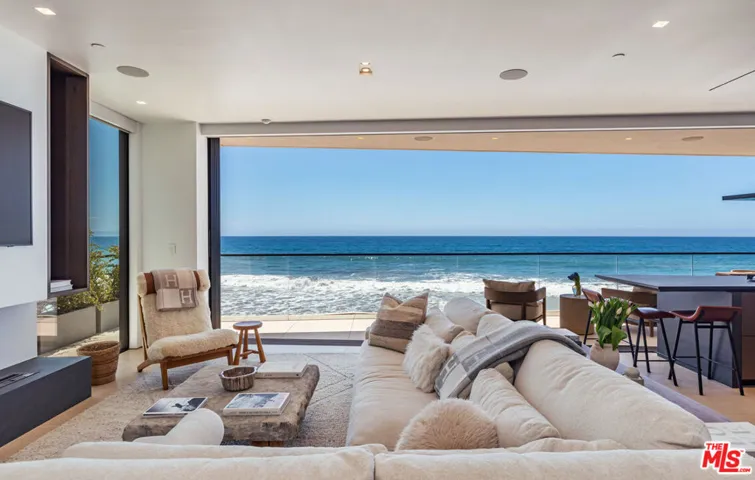 18954 Pacific Coast Highway, Malibu, California 90265