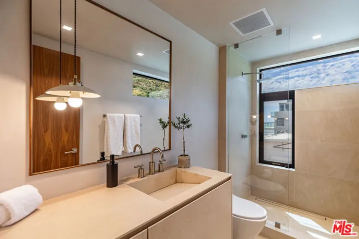 18954 Pacific Coast Highway, Malibu, California 90265