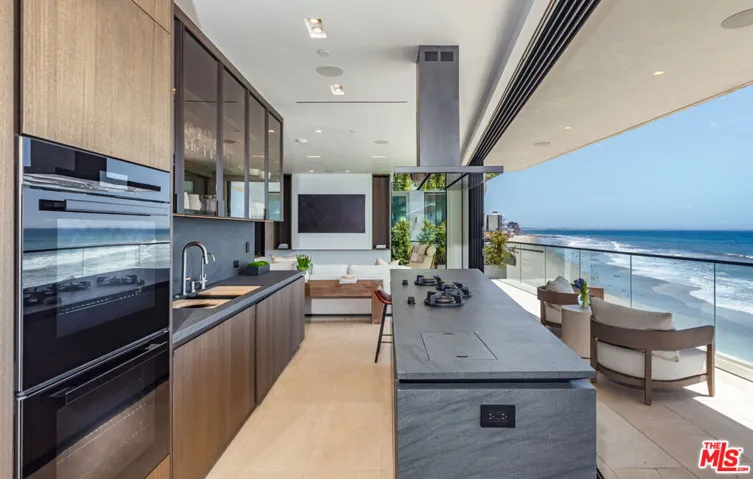 18954 Pacific Coast Highway, Malibu, California 90265