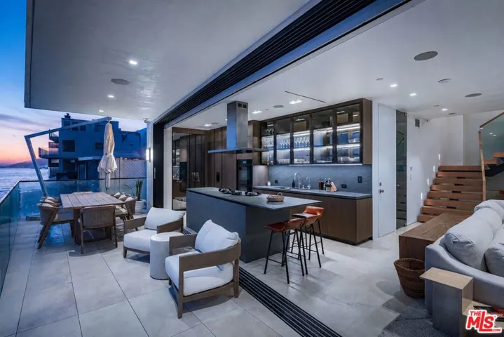 18954 Pacific Coast Highway, Malibu, California 90265