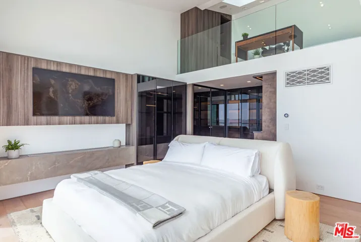 18954 Pacific Coast Highway, Malibu, California 90265