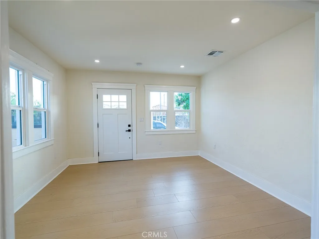 3453 Estrada, Los Angeles, California 90023 home-pic-18