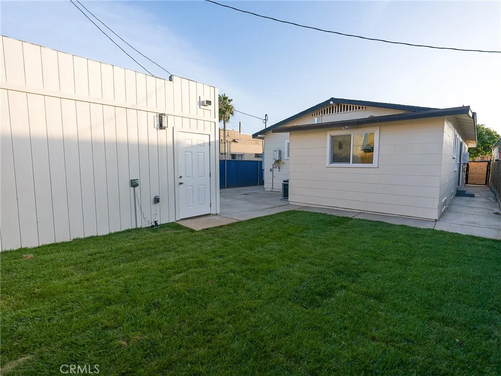 3453 Estrada, Los Angeles, California 90023 home-pic-35