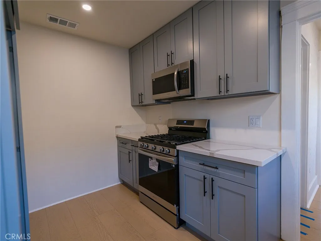 3453 Estrada, Los Angeles, California 90023 home-pic-4