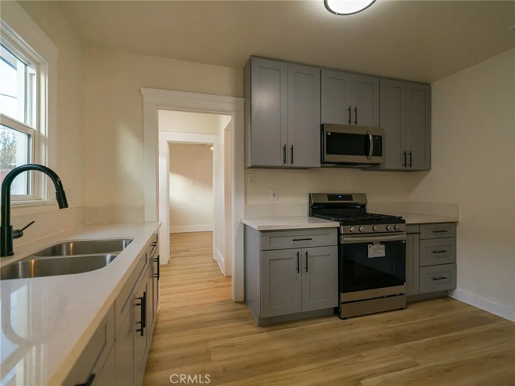 3453 Estrada, Los Angeles, California 90023 home-pic-6