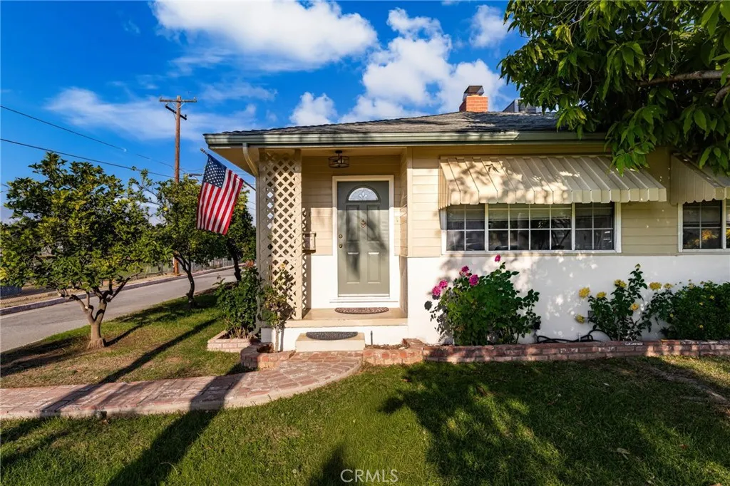 501 Lemon Street, Redlands, California 92374 home-pic-1