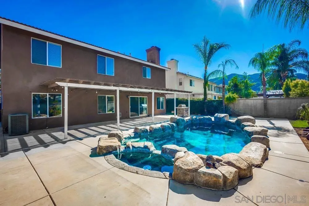 32789 Starlight St, Wildomar, California 92595 home-pic-44
