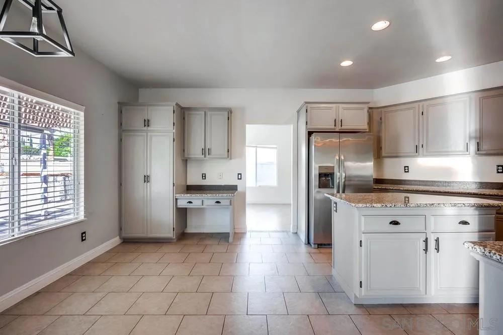 32789 Starlight St, Wildomar, California 92595 home-pic-17