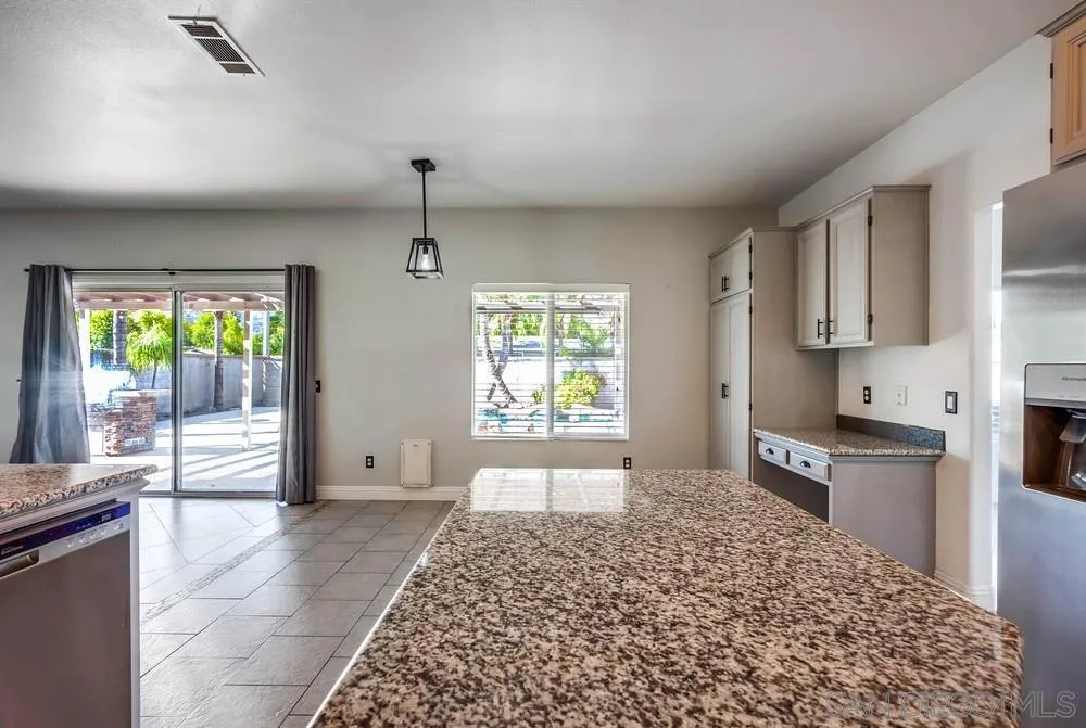 32789 Starlight St, Wildomar, California 92595 home-pic-20