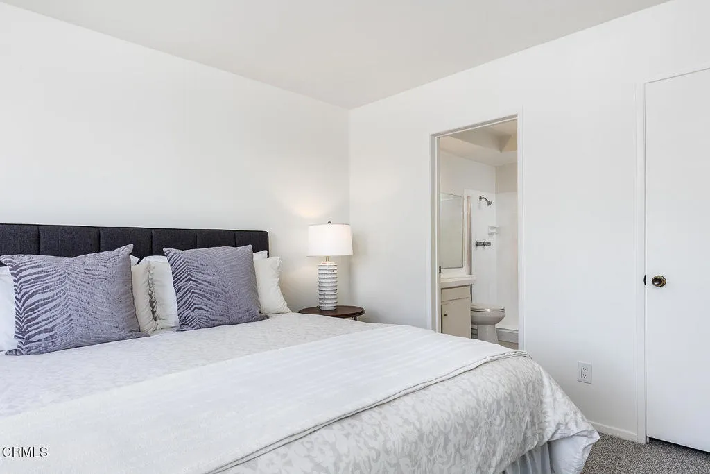 972 E California Boulevard 201, Pasadena, California 91106 home-pic-17