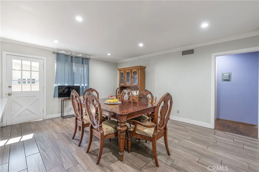 9205 Haddon Avenue, Sun Valley, California 91352 home-pic-10