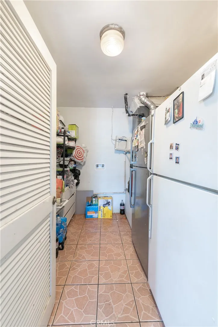 9205 Haddon Avenue, Sun Valley, California 91352 home-pic-11