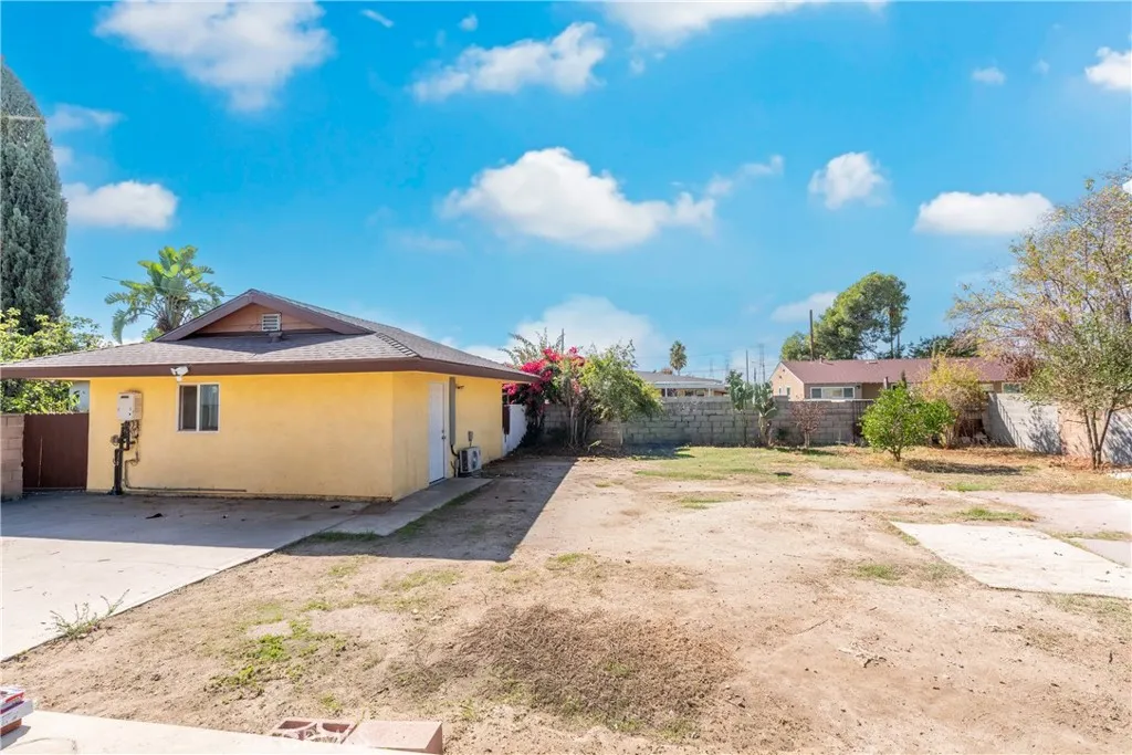 9205 Haddon Avenue, Sun Valley, California 91352 home-pic-32