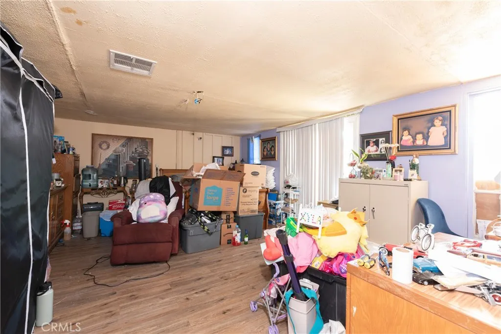 9205 Haddon Avenue, Sun Valley, California 91352 home-pic-23