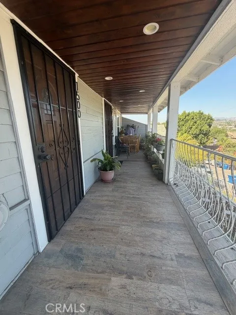1500 Allison, Los Angeles, California 90026 home-pic-8