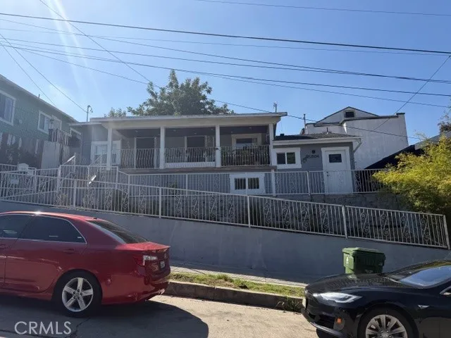 1500 Allison, Los Angeles, California 90026 home-pic-2