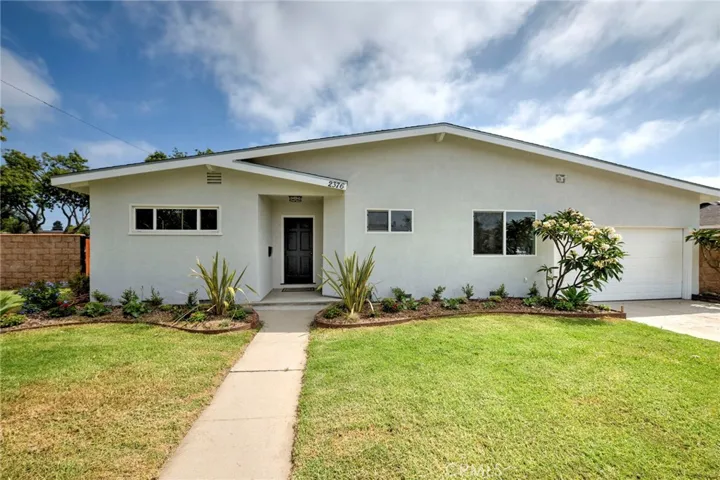 2376 Stanbridge Avenue, Long Beach, California 90815