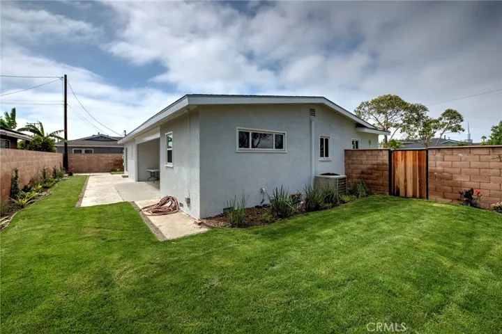 2376 Stanbridge Avenue, Long Beach, California 90815