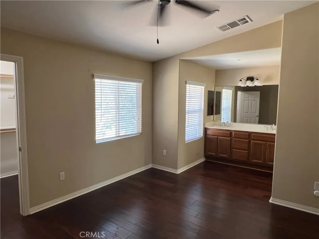 1510 Orange Avenue 902, Redlands, California 92373 home-pic-20