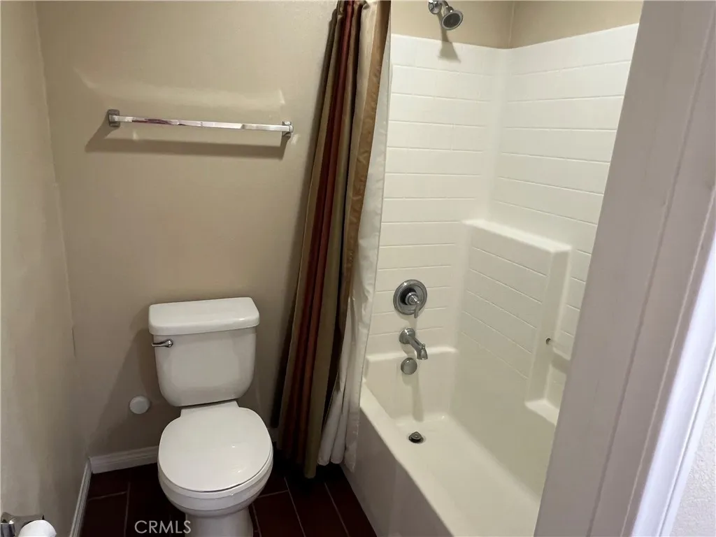 1510 Orange Avenue 902, Redlands, California 92373 home-pic-17
