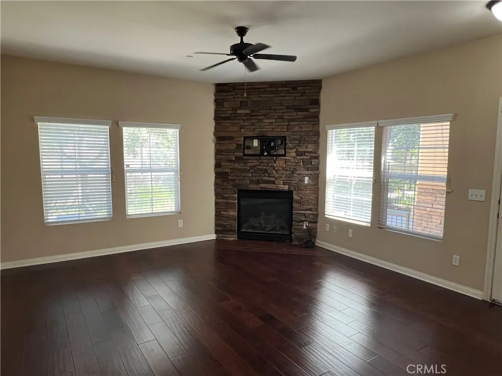 1510 Orange Avenue 902, Redlands, California 92373 home-pic-4