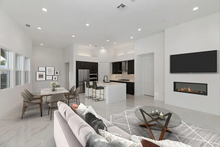 Lot 8- Virtual Staging