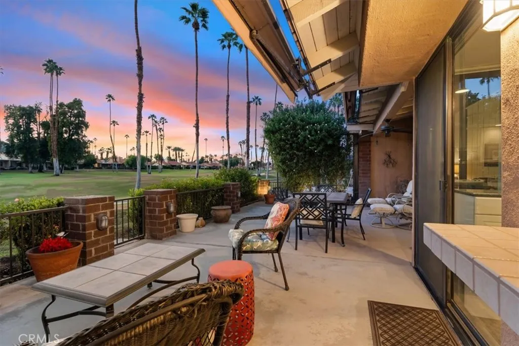 393 Gran Via, Palm Desert, California 92260 home-pic-41