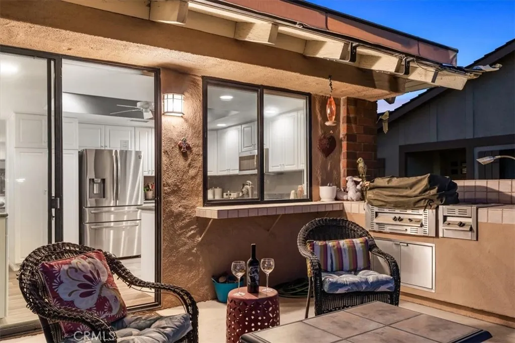 393 Gran Via, Palm Desert, California 92260 home-pic-39