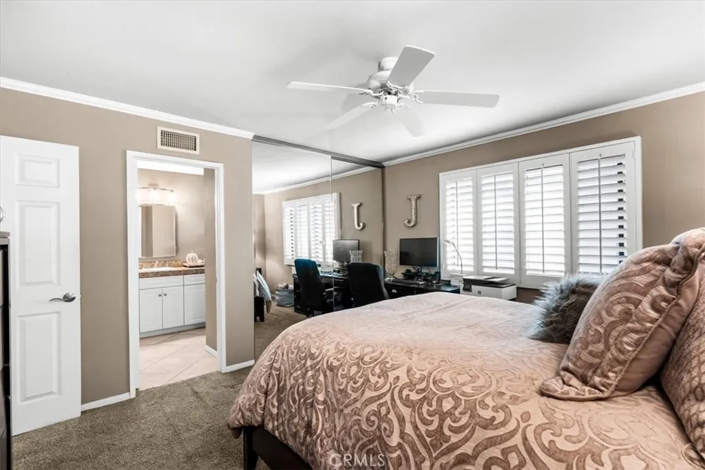 393 Gran Via, Palm Desert, California 92260 home-pic-24