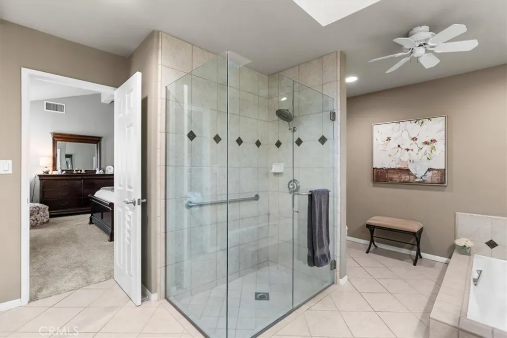 393 Gran Via, Palm Desert, California 92260 home-pic-21