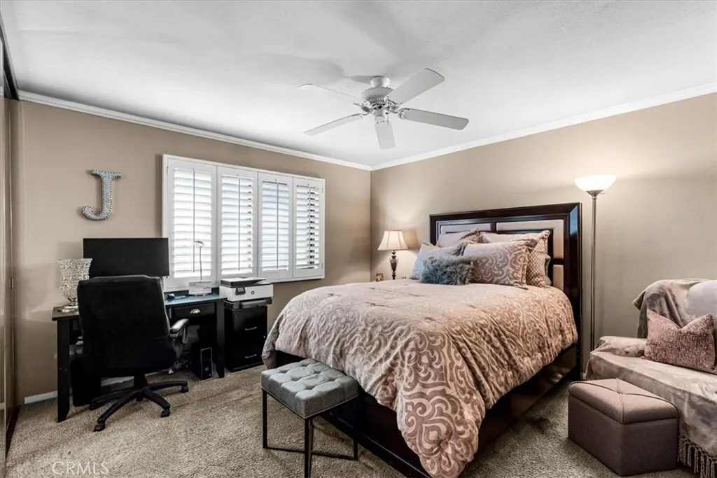 393 Gran Via, Palm Desert, California 92260 home-pic-23