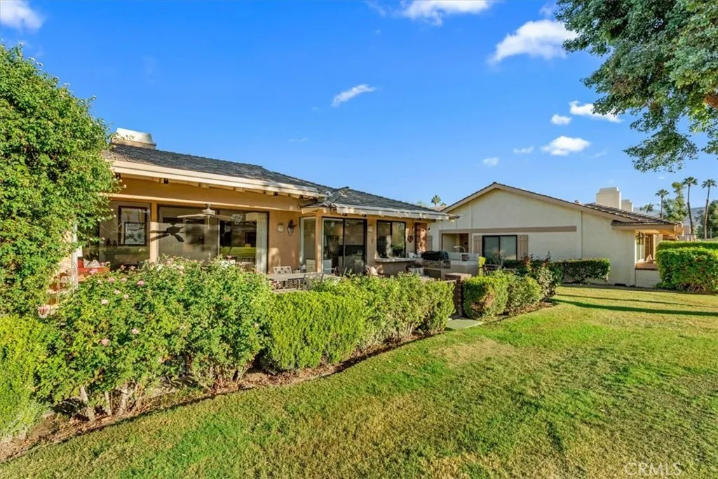 393 Gran Via, Palm Desert, California 92260 home-pic-33