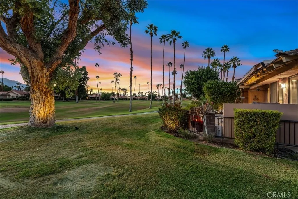 393 Gran Via, Palm Desert, California 92260 home-pic-44