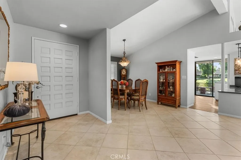 393 Gran Via, Palm Desert, California 92260 home-pic-10