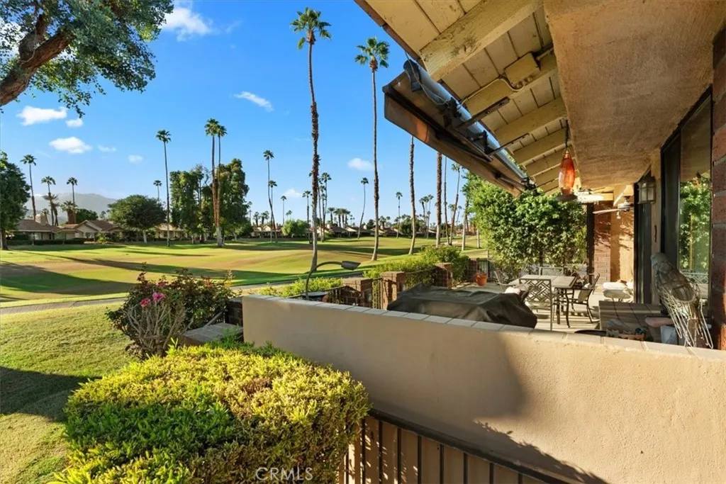 393 Gran Via, Palm Desert, California 92260 home-pic-29