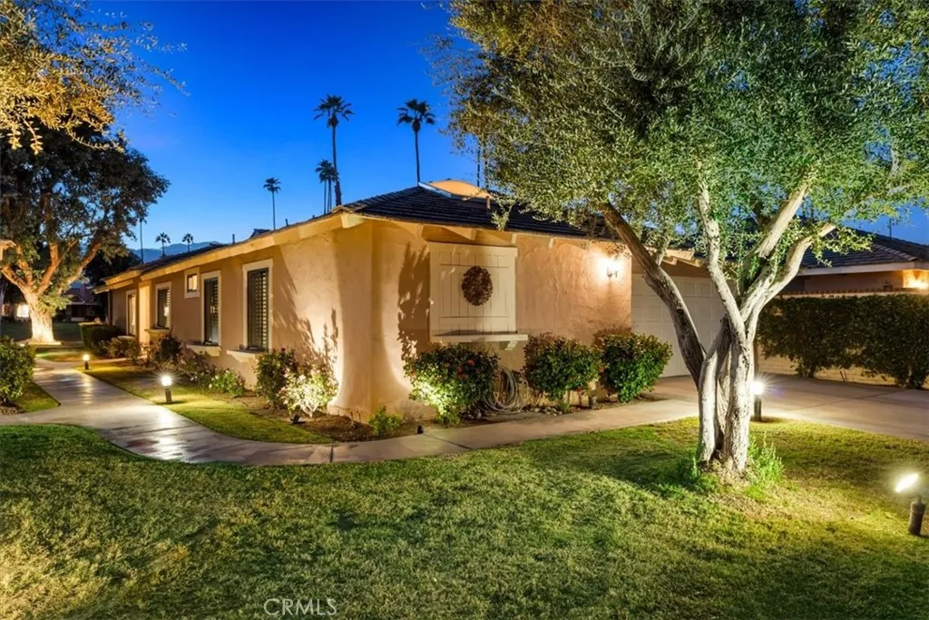 393 Gran Via, Palm Desert, California 92260 home-pic-34