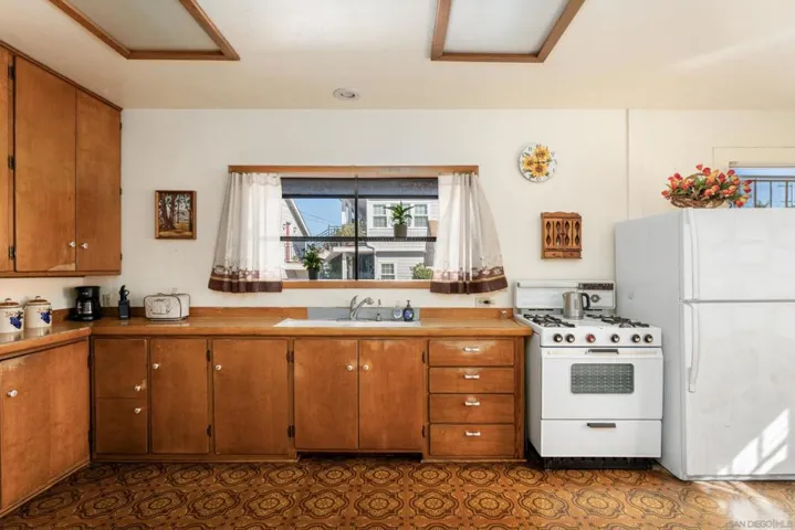4915 Uvada Pl, San Diego, California 92116