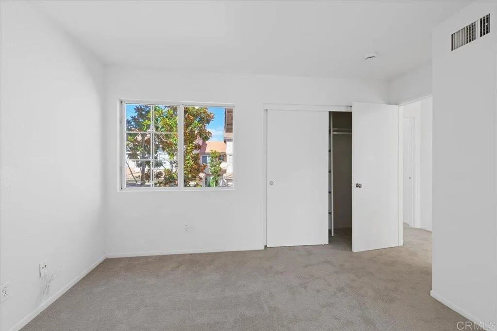 1275 Natoma Way B, Oceanside, California 92057 home-pic-30