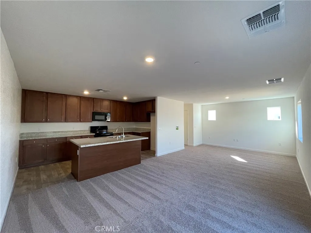 773 Stone Ridge West Ave, Merced, California 95341 home-pic-4