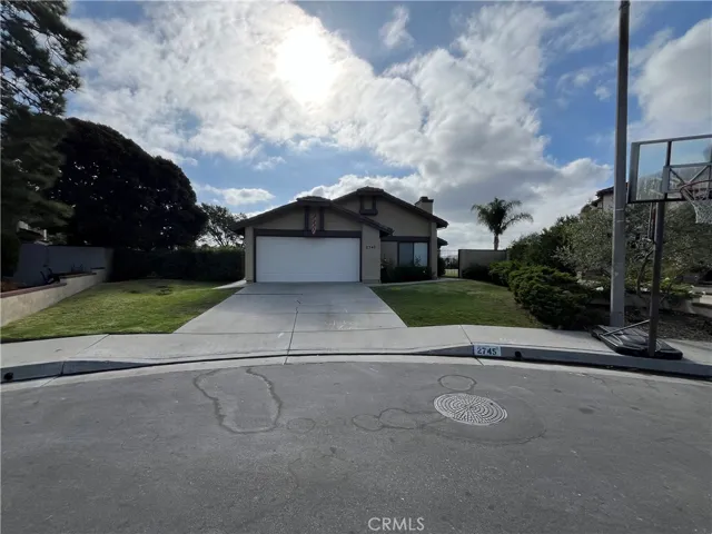 2745 Penasco, San Clemente, California 92673