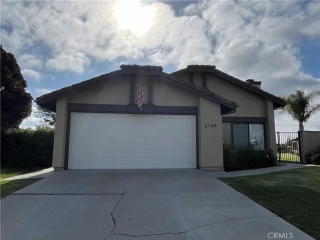 2745 Penasco, San Clemente, California 92673