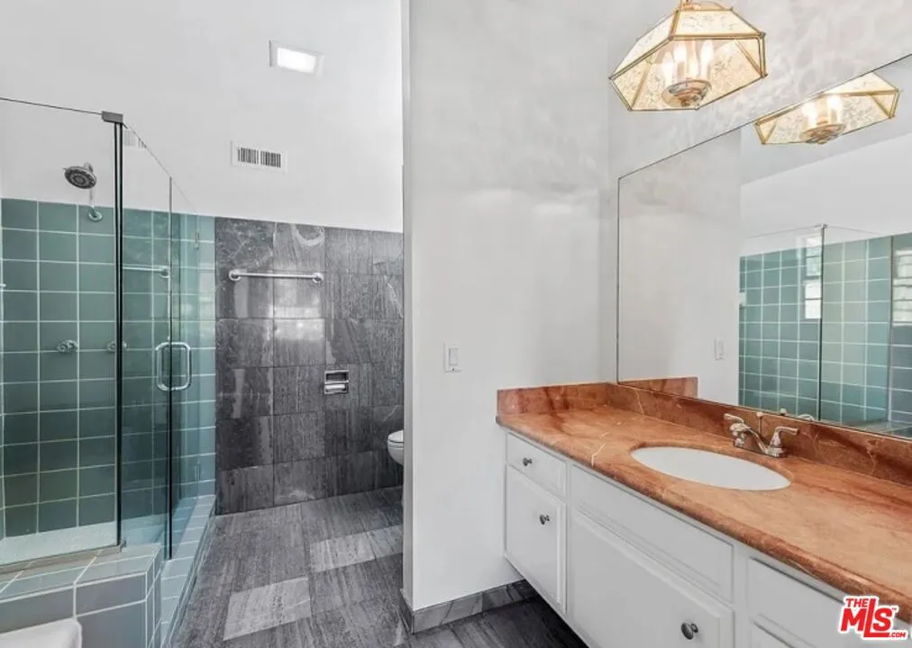 1871 Marcheeta Place, Los Angeles, California 90069 home-pic-33
