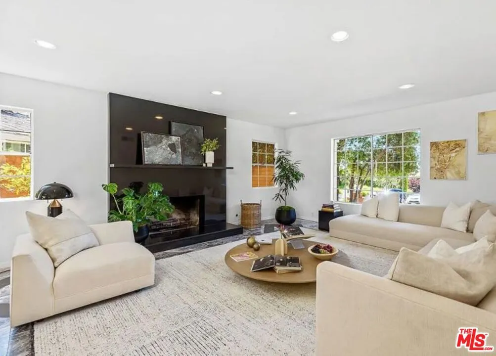 1871 Marcheeta Place, Los Angeles, California 90069 home-pic-5